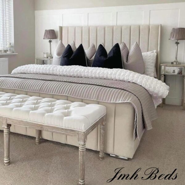 VegasWingback1-1019x1024
