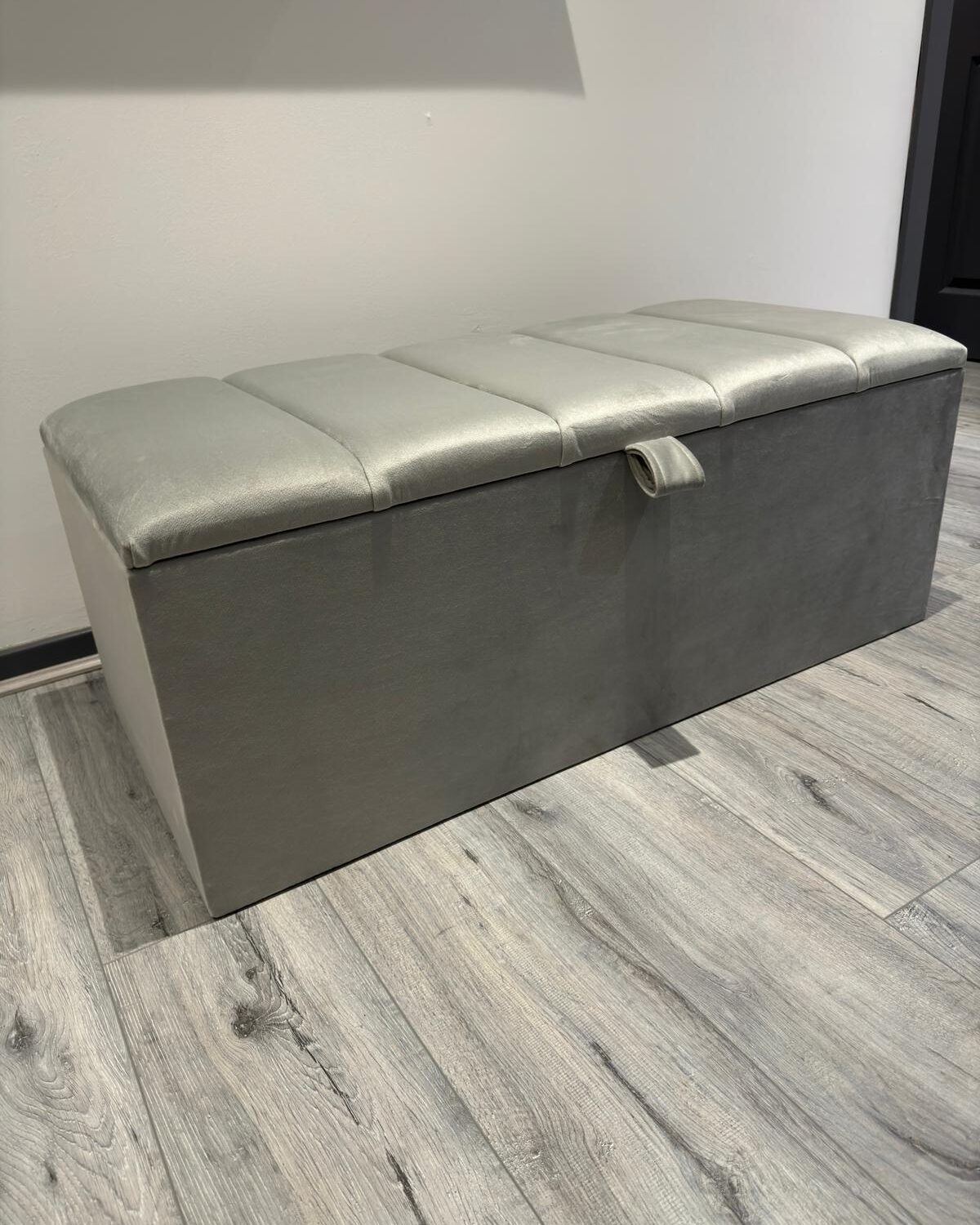 Dior Ottoman Box